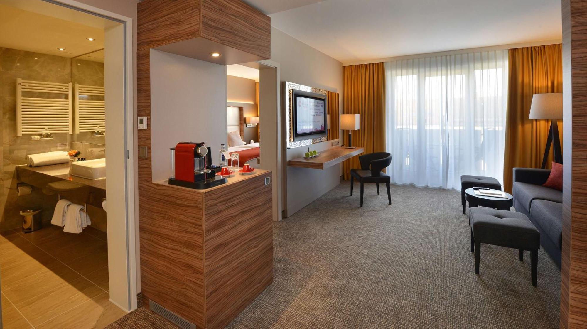מאנהיים Best Western Plus Delta Park Hotel מראה חיצוני תמונה
