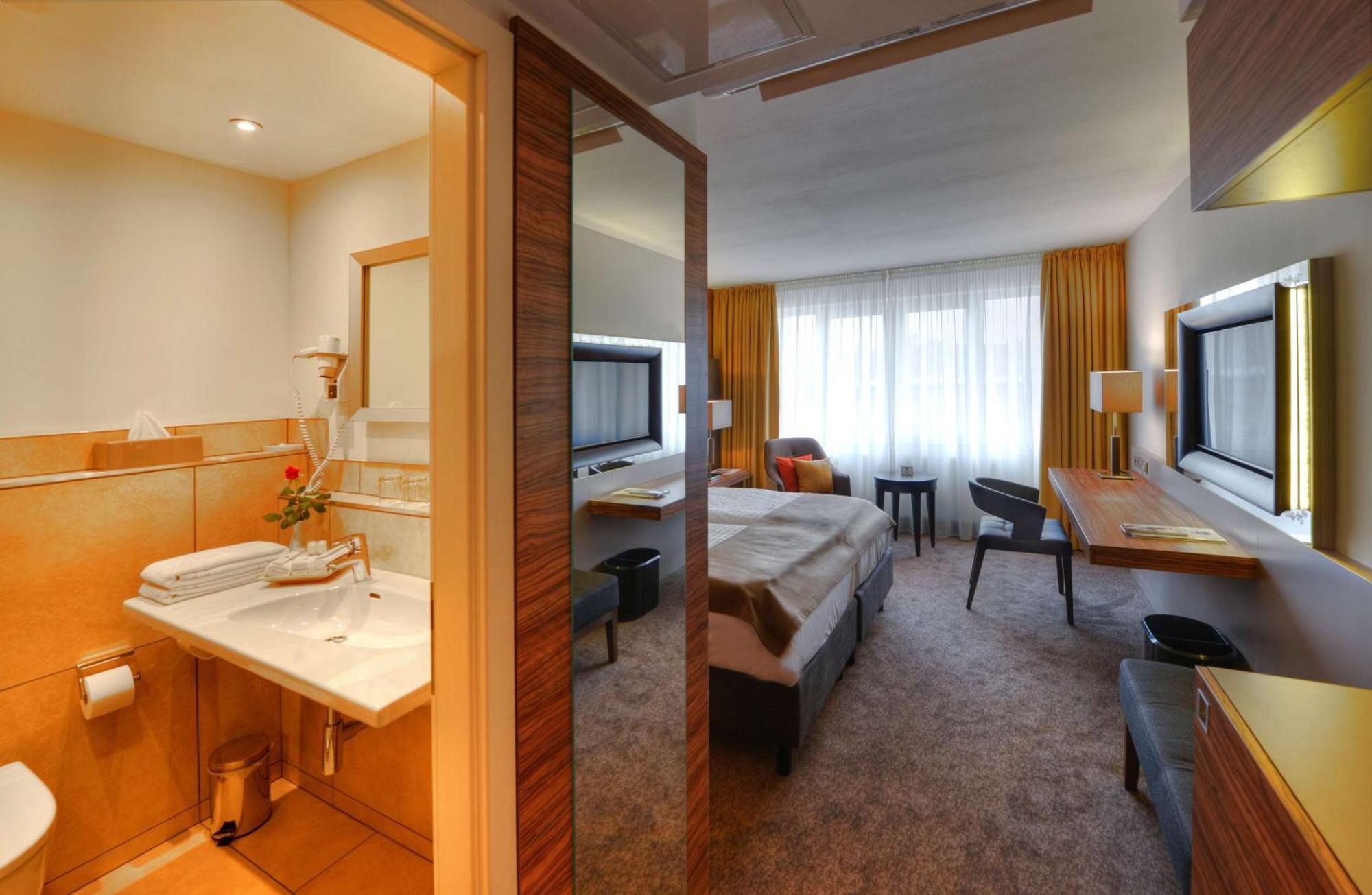 מאנהיים Best Western Plus Delta Park Hotel מראה חיצוני תמונה